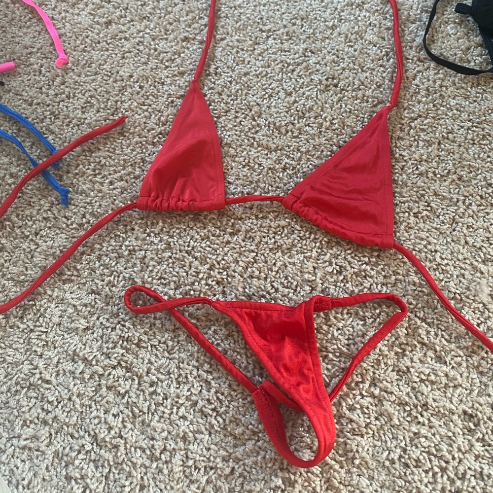 String bikini